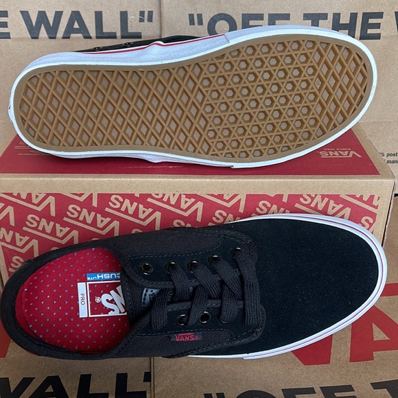 Vans Chima Ferguson Pro Black/White/Chili Pepper sneakers WMNS - Picture 4 of 16